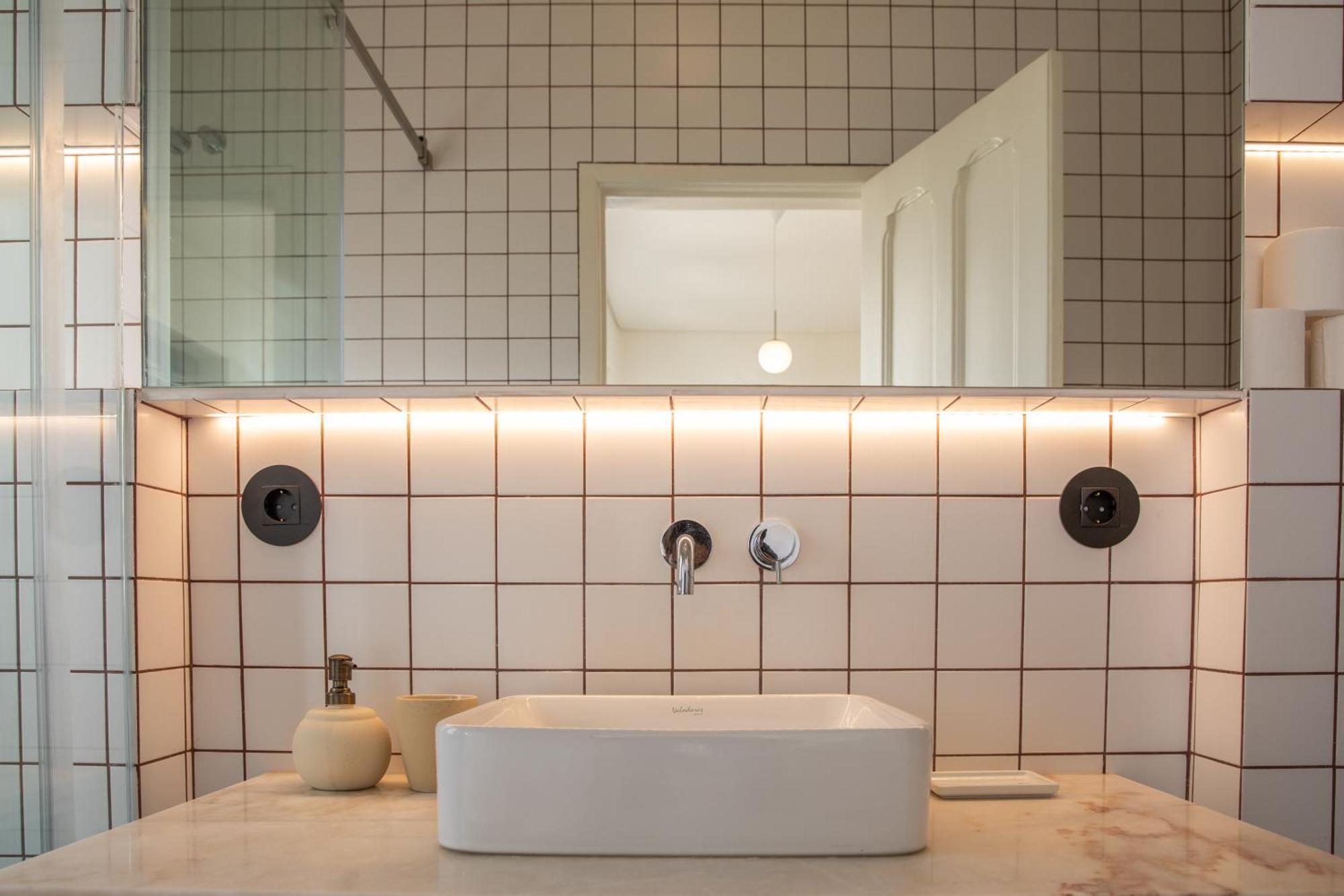 Alvalade 58 - Charming 2 Bedroom Apartment With Ac Near The Airport And City Center Lisboa المظهر الخارجي الصورة